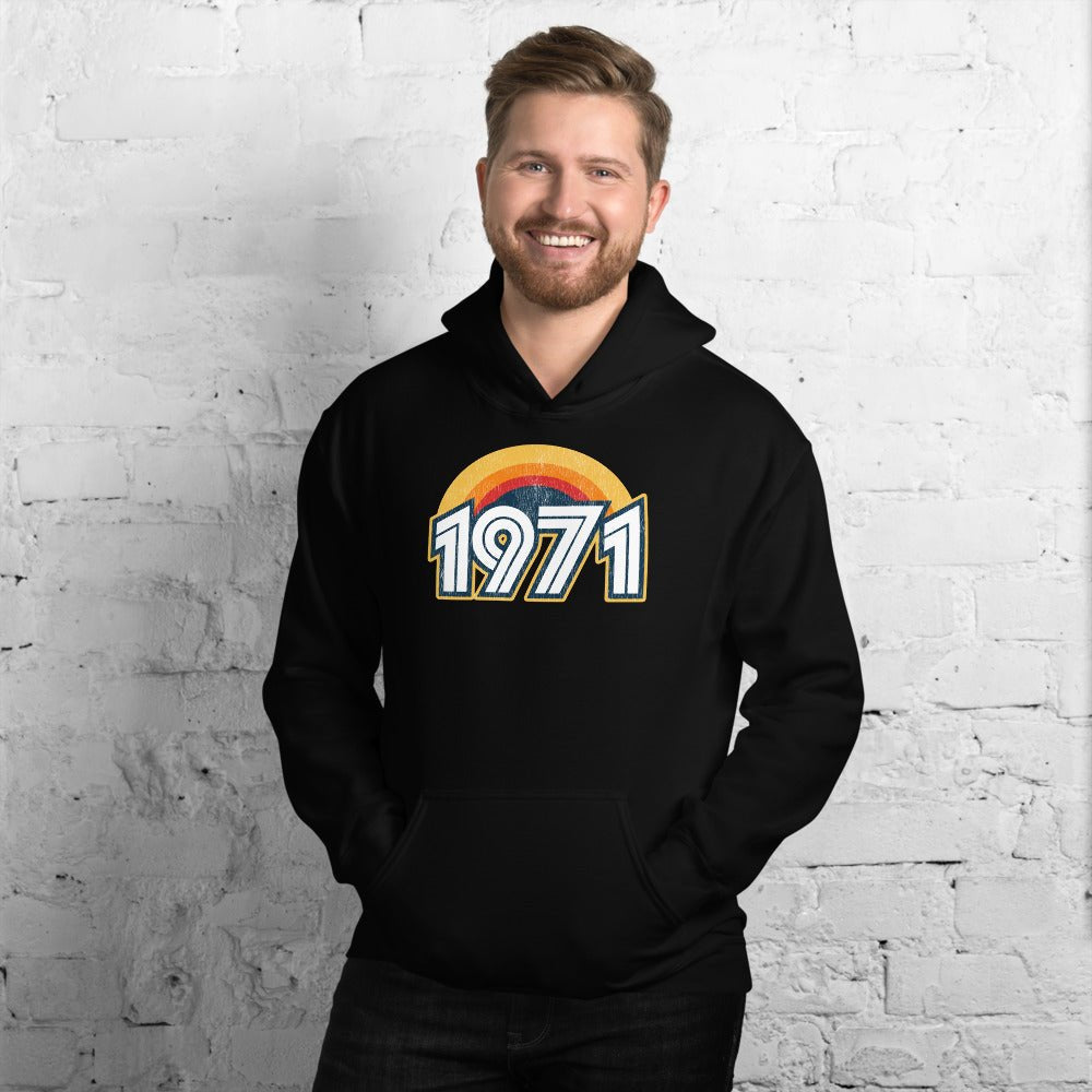 1971 Retro Sunset Unisex Hoodie - Styleuniversal