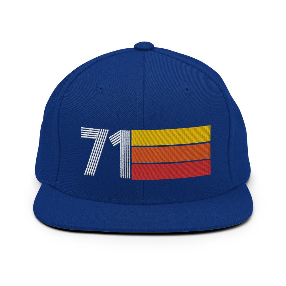 71 - 1971 Retro Tri-Line Snapback Hat - Styleuniversal